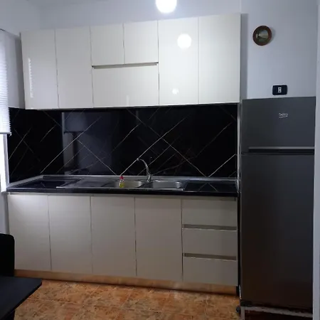 Apartman Aurora *